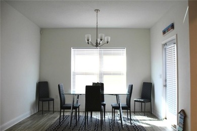 Price Improvement! Very well-maintained beautiful water view - photo 7