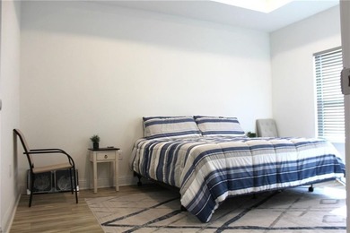 Price Improvement! Very well-maintained beautiful water view - photo 10