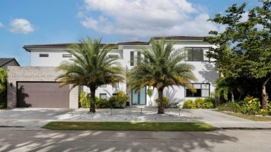 Lake Home For Sale in Plantation, Florida