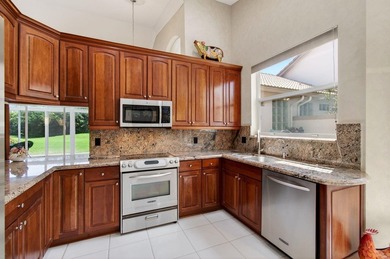 Beautifully updated 3-bedroom, 2-bath residence offering 1,787 - photo 5