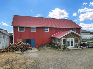 What photos cannot capture: 47.5 acres, 2 Homes, 3 Outbuildings - photo 9