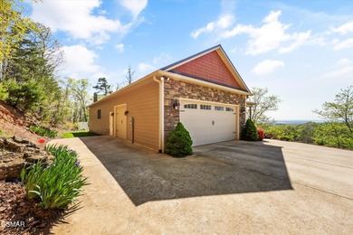 Welcome to Douglas View Estates, an extraordinary 40-acre - photo 2