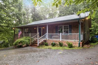 Melton Hill Lake Home For Sale in Knoxville Tennessee