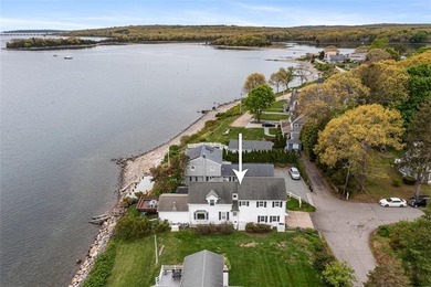 Welcome to your waterfront retreat on stunning Narragansett Bay - photo 3