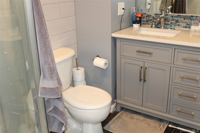 This fully renovated, 4-bedroom, 3-bathroom Colonial merges - photo 30