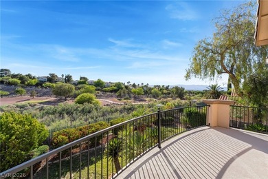 Experience elevated desert luxury in this immaculate estate in - photo 31