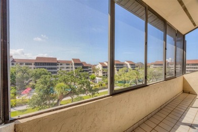 PRICE REDUCTION for this bright and airy south-facing penthouse! - photo 22