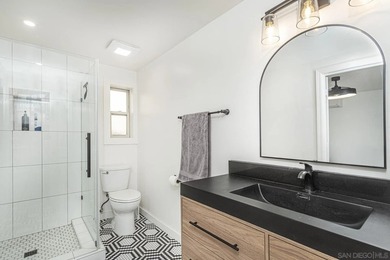 Welcome to this beautifully updated 3-bedroom, 3.5-bath - photo 22