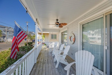 Outstanding Bay Views! Classic Avalon opportunity just blocks - photo 14