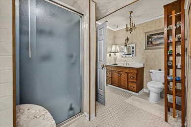 Discover the possibilities in this spacious 4-bedroom - photo 19