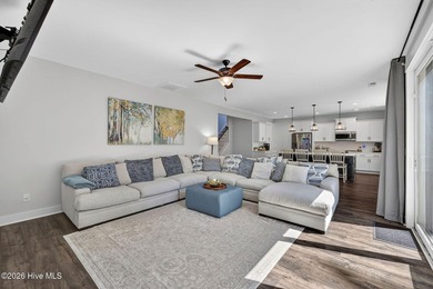 Welcome to 5425 Sharp Acorn Lane, a beautifully maintained home - photo 22