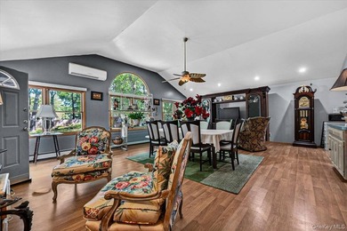 Discover the possibilities in this spacious 4-bedroom - photo 24