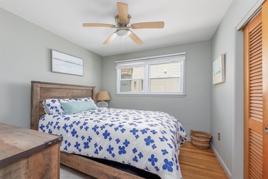 Outstanding Bay Views! Classic Avalon opportunity just blocks - photo 30