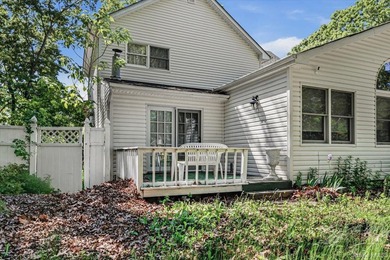 Discover the possibilities in this spacious 4-bedroom - photo 36