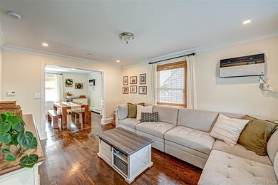 Welcome to this beautifully updated Colonial in the heart of - photo 5