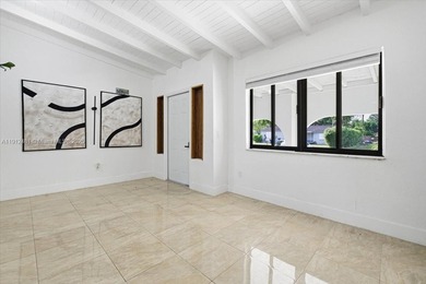 Discover the perfect investment or starter home! This