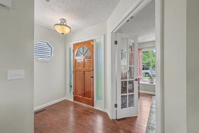 Golf course views, convenient location, NO HOA, low electric - photo 17