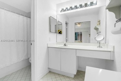 Beautifully maintained 3-bedroom, 2-bathroom home located in an - photo 9