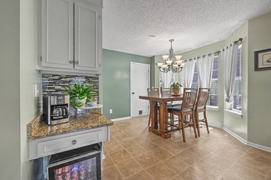 Golf course views, convenient location, NO HOA, low electric - photo 24