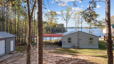 WATERFRONT HOME - PINE ISLAND COVE! If you're looking for a - photo 4