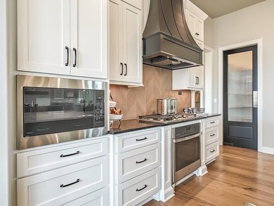 The Courtland Reverse by Don Julian Builders--July possession - photo 33
