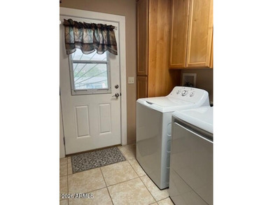 HUGE PRICE REDUCTION! Perched on the hill, this adorable & - photo 36