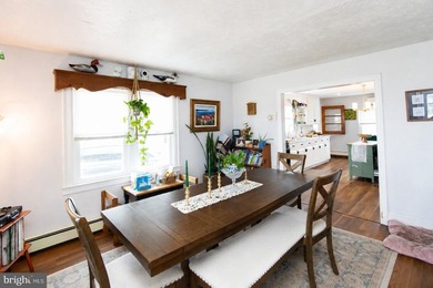 Experience the charm of island living with this well maintained - photo 4