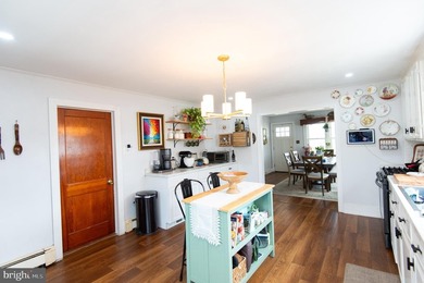 Experience the charm of island living with this well maintained - photo 9