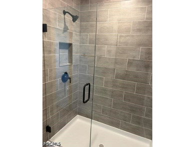 MOVE IN READY! Nestled in the NE area of Cape Coral, this - photo 8