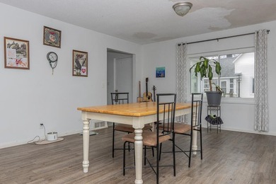 Move-in-ready ranch at the edge of Decatur! This charming 2 bed - photo 8