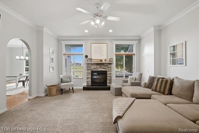 Welcome to one of Woodridge Farms' most desirable locations! - photo 13