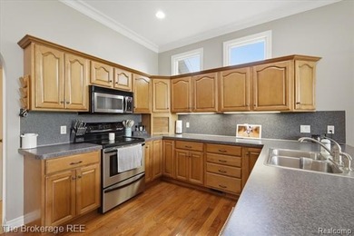 Welcome to one of Woodridge Farms' most desirable locations! - photo 24