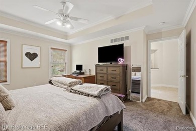 Welcome to one of Woodridge Farms' most desirable locations! - photo 29