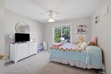 Welcome to one of Woodridge Farms' most desirable locations! - photo 36