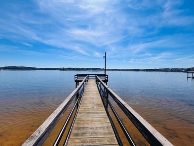 Toledo Bend Lake Home For Sale in Hemphill Texas