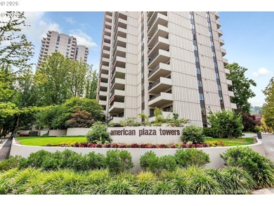 Lake Condo For Sale in Portland, Oregon