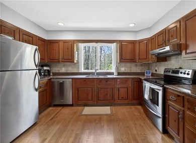 Rare Find! This beautiful 3br/2ba Colonial on Pine Hill Rd, a - photo 8