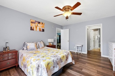Located in the heart of Conway, this charming 4 bedroom, 2 and 1 - photo 9