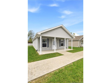 2 Bedroom, 1 bath Pocket Home located in the Charming Villas of