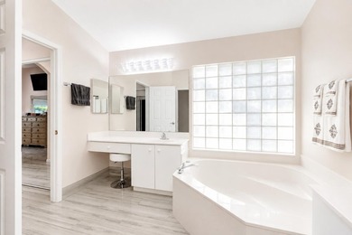 Welcome to Majestic Isles, one of Boynton Beach's most active - photo 16
