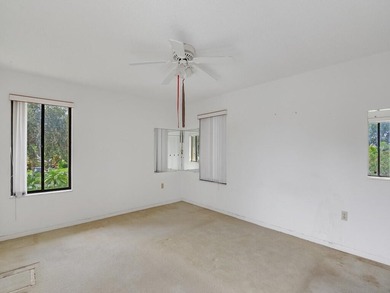 Discover this spacious 2-bedroom, 2-bathroom condo located on - photo 18