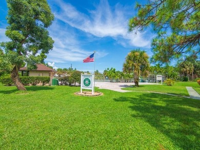 Discover this spacious 2-bedroom, 2-bathroom condo located on - photo 29
