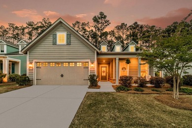 Rare opportunity to live on a wooded lot leading into a private - photo 1