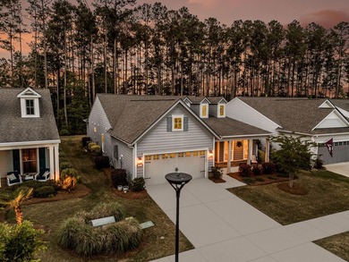 Rare opportunity to live on a wooded lot leading into a private - photo 5