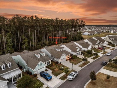 Rare opportunity to live on a wooded lot leading into a private - photo 6