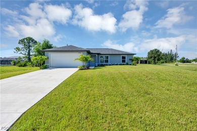 MOVE IN READY! Brand new construction in the growing NE Cape - photo 1