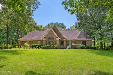 Lake Home For Sale in Horn Lake, Mississippi