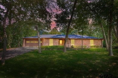 Hideaway Lake Home For Sale in Hideaway Texas