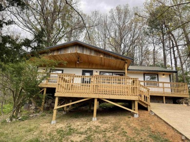 Lake Cherokee Home For Sale in Cherokee Village Arkansas