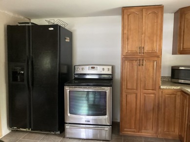 PRICE REDUCED on this cozy 2 bedroom, 1 bath cottage it is the - photo 11